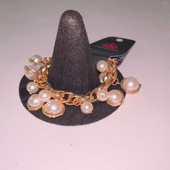 NWT Paparazzi Gold & Pearl Beaded Bundle of 3 Jewelry Set - Picture 2 of 7